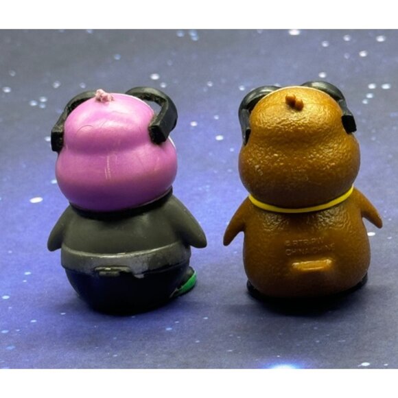 Ryans World Peck Penguin & Tour Oregon Otter Ground Hog 2" Figures Cake Topper - Picture 5 of 7